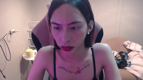 ELYSE A SIMPLE GIRL online show from 02.15.25