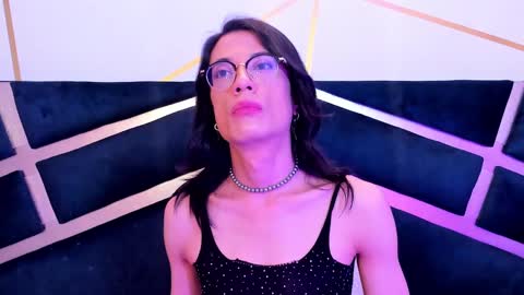 Linda Darling online show from 12.14.24