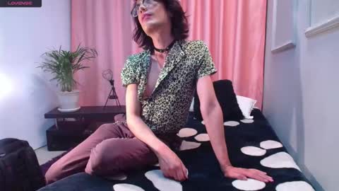 Linda Darling online show from 01.08.26