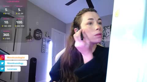 Lydia Mooney online show from 12.11.24