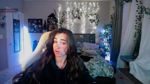 Lydia Mooney online show from 01.15.25