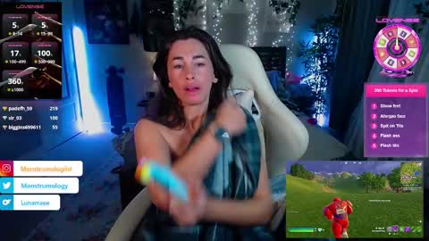 Lydia Mooney online show from 01.22.25