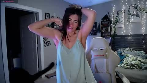 Lydia Mooney online show from 03.01.25