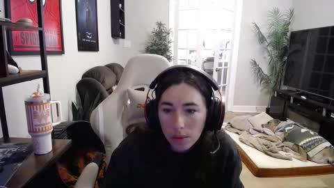 Lydia Mooney online show from 12.02.25