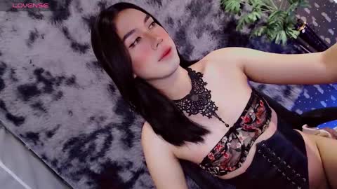 Snapshot of montrous_princessx chatting on 02.25.25 Princess take me to private or password show online show from 02.25.25