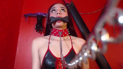 Monttserratt online show from 01.10.25