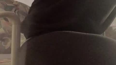 Snapshot of montydxxx2 chatting on 11.11.25 montydxxx2 online show from 11.11.25