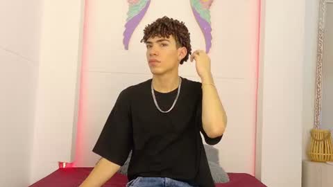 Snapshot of monyel_blake chatting on 07.08.26 online show from 07.08.26