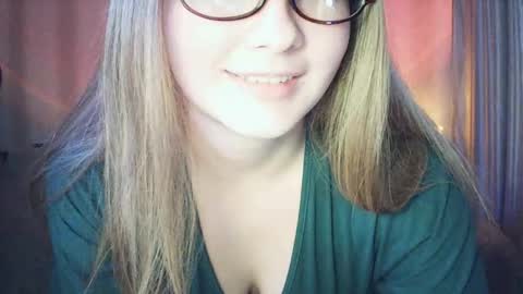 moodiemira online show from 03.05.26