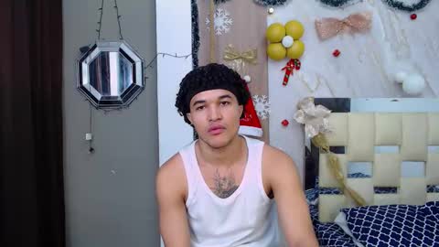 moon_and_fire_ online show from 12.21.25