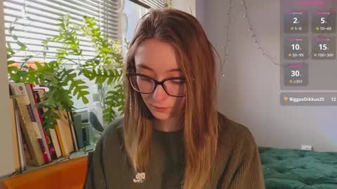 Snapshot of moonlight__lovers chatting on 01.13.25 Dana online show from 01.13.25