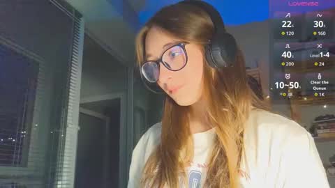 Snapshot of moonlight__lovers chatting on 09.12.25 Dana online show from 09.12.25