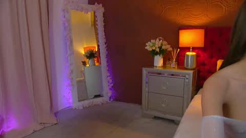 Snapshot of moonligt_iris chatting on 11.26.25 moonligt_iris online show from 11.26.25