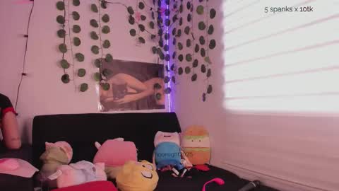 moonliight__ online show from 10.01.25