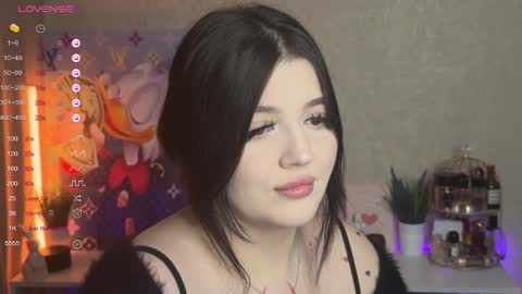 Snapshot of moonrenata chatting on 02.28.25 Ri online show from 02.28.25