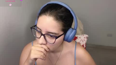 Moon Woman online show from 12.04.25