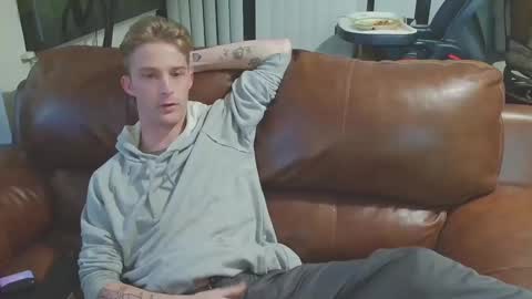 M00SE online show from 12.17.24