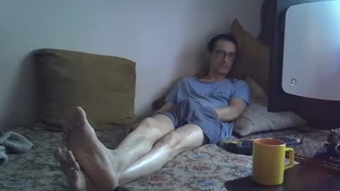 Snapshot of moovurey16 chatting on 05.19.26 Alex online show from 05.19.26