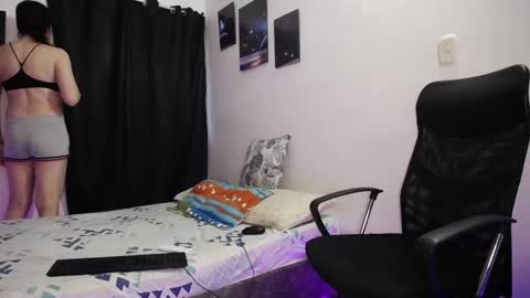 Snapshot of morbo_total69 chatting on 09.17.25 morbo total69 online show from 09.17.25