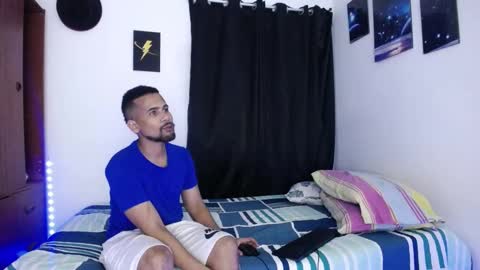 Snapshot of morbo_total69 chatting on 09.21.25 morbo total69 online show from 09.21.25