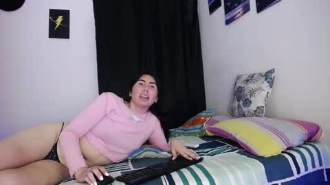 Snapshot of morbo_total69 chatting on 09.24.25 morbo total69 online show from 09.24.25