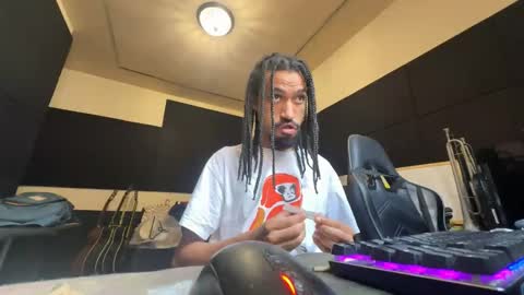 Diego online show from 04.22.26