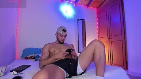 morenosiam online show from 10.19.25