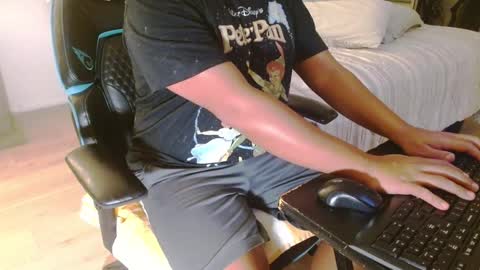 Snapshot of moreofthis chatting on 09.28.25 Didier online show from 09.28.25