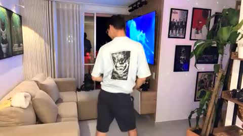   online show from 04.19.26