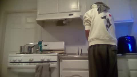 Snapshot of morgan_shore chatting on 12.04.24 Morgan online show from 12.04.24