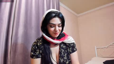 Medina online show from 12.29.24