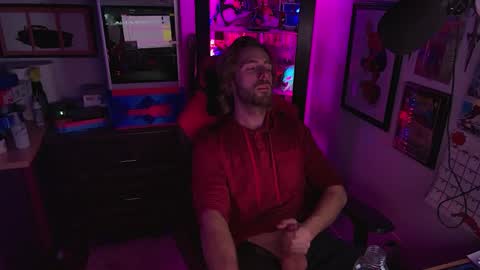 Snapshot of morphasis chatting on 02.14.25 Morphas1s online show from 02.14.25