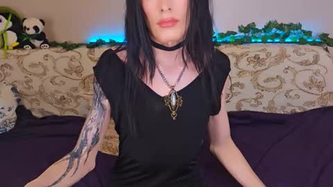 Morwain online show from 11.12.25