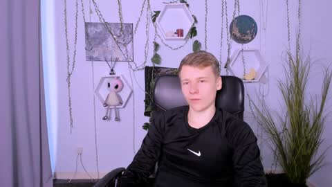 Snapshot of mory_arti chatting on 12.07.24 Welcome here online show from 12.07.24