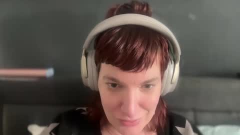 Snapshot of mossy_mommy chatting on 02.13.25 Mossy Mommy online show from 02.13.25