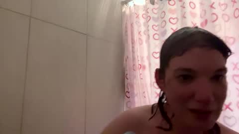 Snapshot of mossy_mommy chatting on 02.14.25 Mossy Mommy online show from 02.14.25