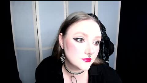 Snapshot of motorkate chatting on 06.23.26 motorkate online show from 06.23.26