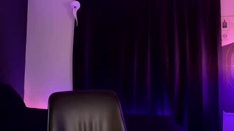 mount_vesuvius online show from 11.16.25