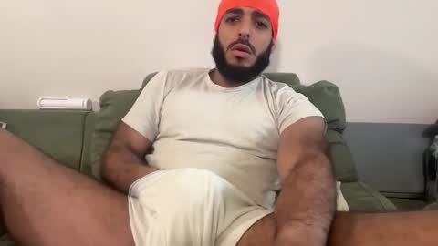 Snapshot of mountaiden chatting on 10.30.25 mountaiden online show from 10.30.25