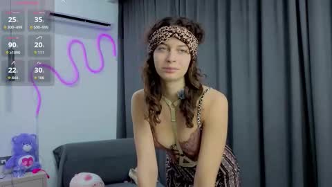 Luna online show from 11.25.25