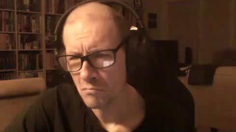 Snapshot of moviem1978 chatting on 01.02.25 Frederik online show from 01.02.25