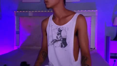 Snapshot of mowgli_ff chatting on 10.19.25 Mowgli online show from 10.19.25