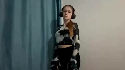 Jenny online show from 11.26.25