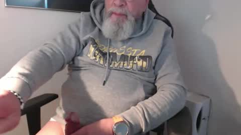 mr_boombastic2021 online show from 04.11.26