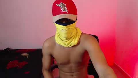 Snapshot of mr_cock_28 chatting on 10.23.25 mr_cock_28 online show from 10.23.25
