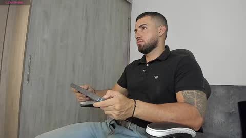 Snapshot of mr_david_cox chatting on 02.03.25 David online show from 02.03.25