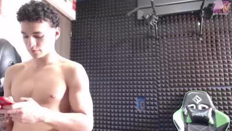 Snapshot of mr_lollipop77 chatting on 02.26.26 Call me Angel please online show from 02.26.26