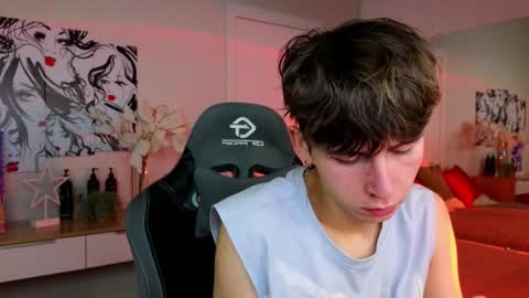 Snapshot of mr_lucky_guy chatting on 02.16.25 Kris online show from 02.16.25