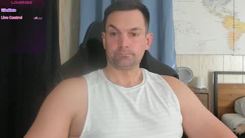 Snapshot of mr_mac69 chatting on 02.06.25 Cam online show from 02.06.25