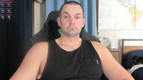 Snapshot of mr_mac69 chatting on 12.03.25 Cam online show from 12.03.25